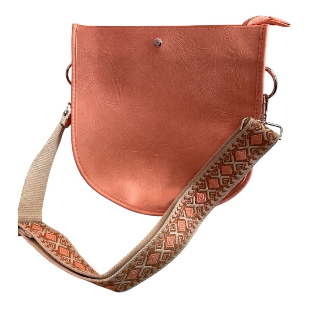 NWOT Ahdorned Satchel Crossbody in Peach